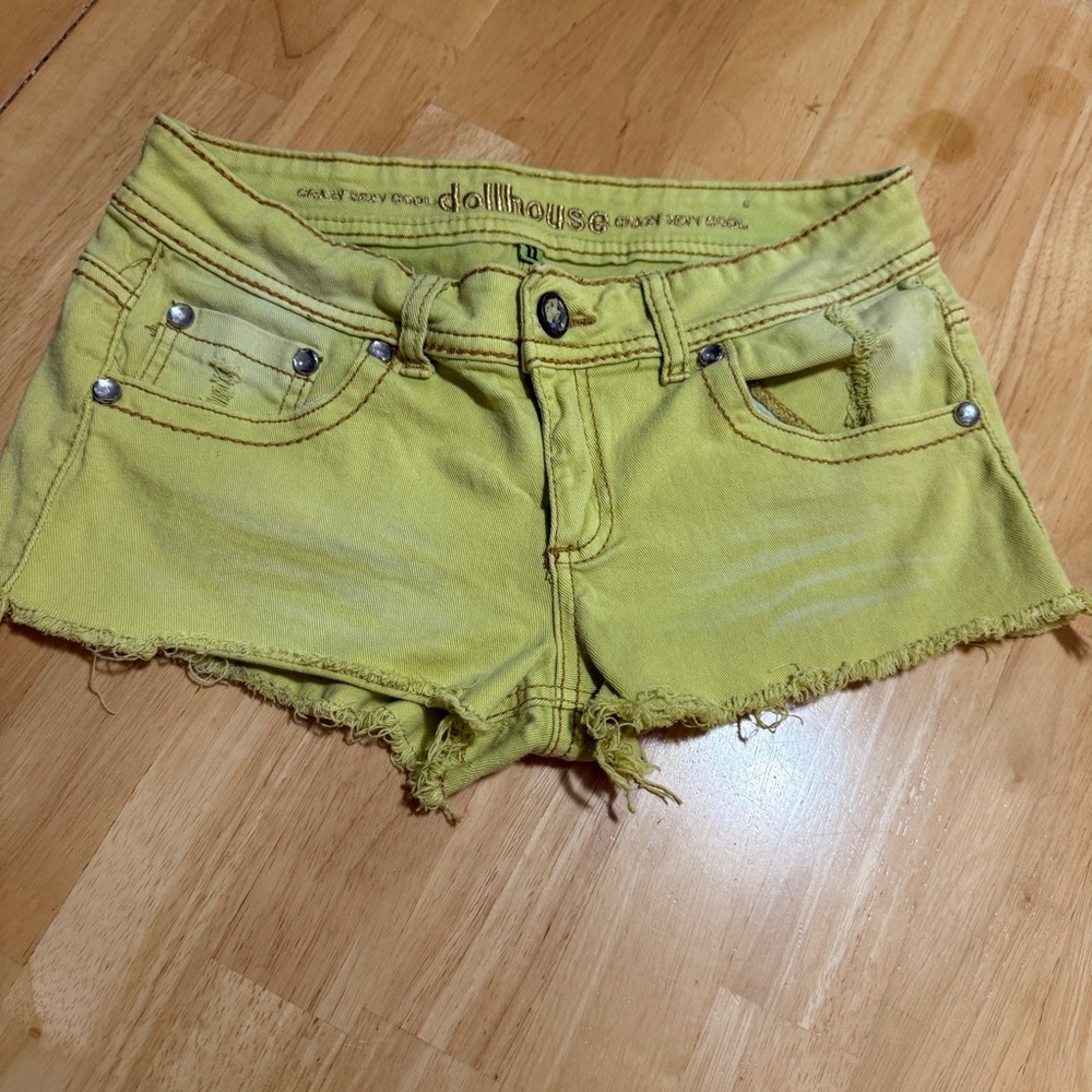 Dollhouse Shorts Womens 11  Cut Off Low Rise gem Button Zip distressed lime